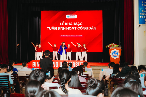 Khai mạc tuần lễ sinh hoạt công dân năm học 2025 - 2026